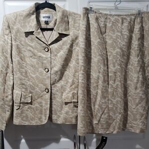 Kasper skirt and blazer set
